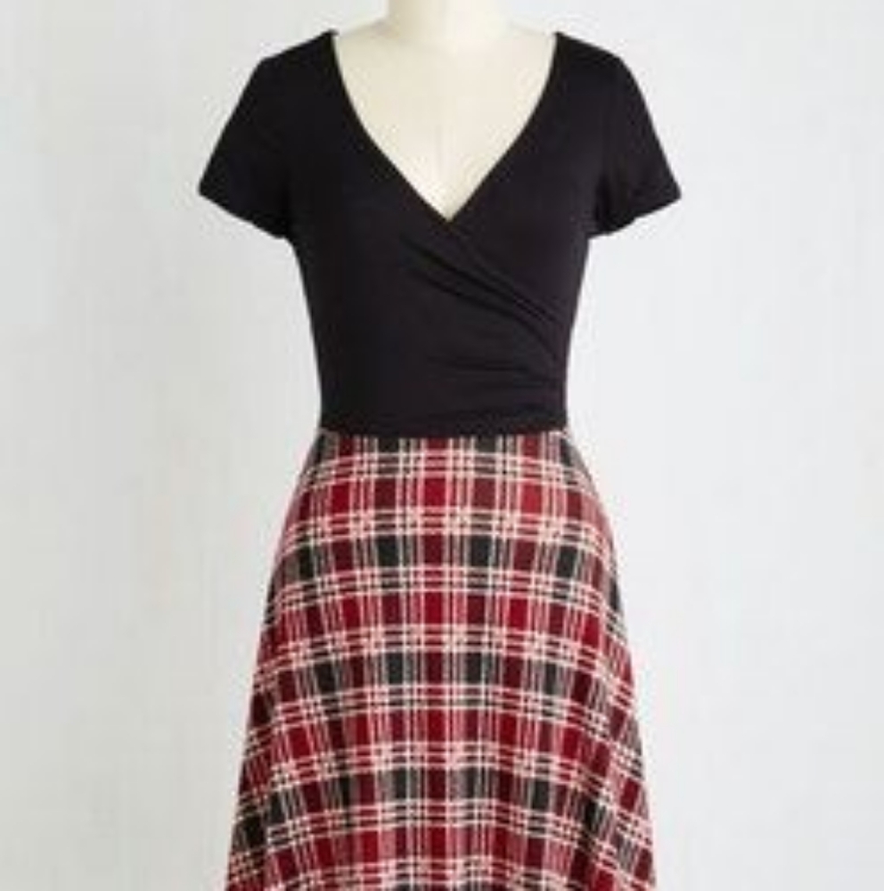Black and Plaid Gilli Jersey Dress